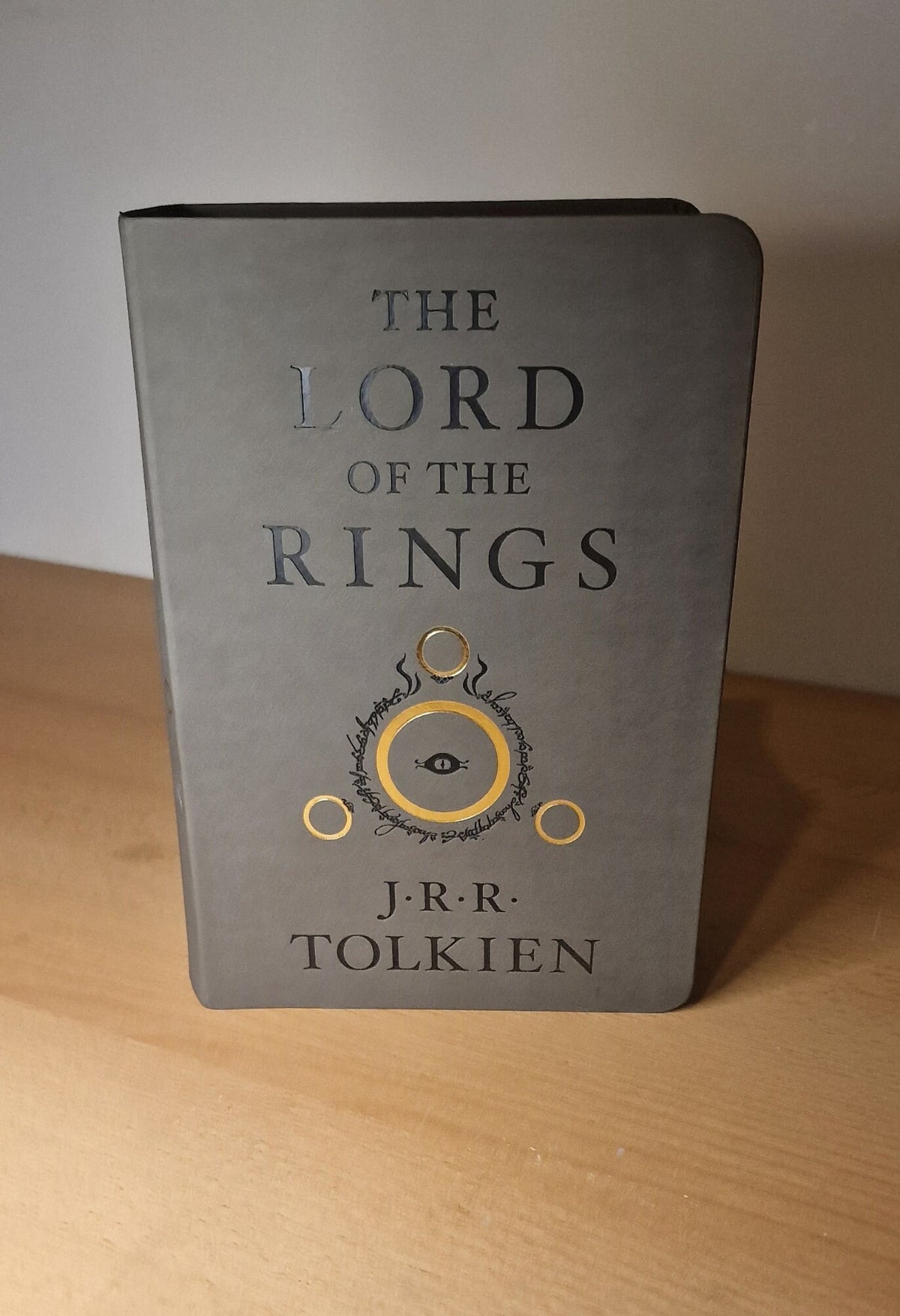 Handpainted Lord of the Rings Book: Unique Watercolor Fore-Edge Art(Pre-order)