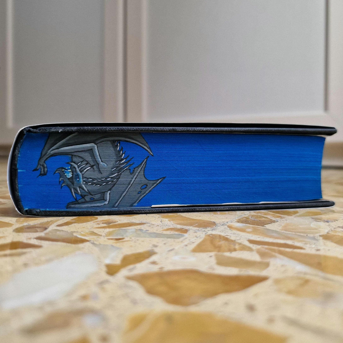 Pre-Order Unique Fourth Wing Fore-Edge Book Painting Special Edition