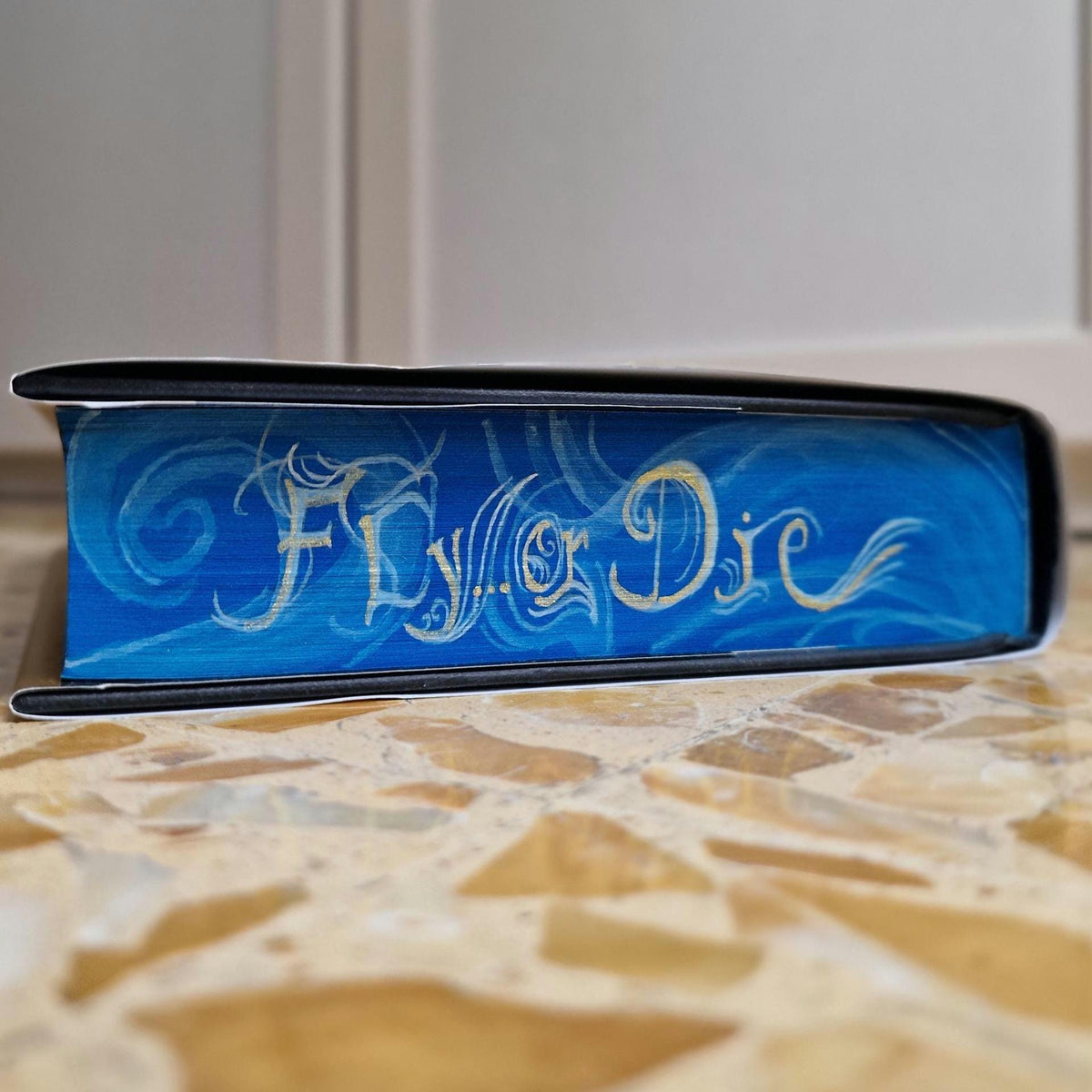 Pre-Order Unique Fourth Wing Fore-Edge Book Painting Special Edition