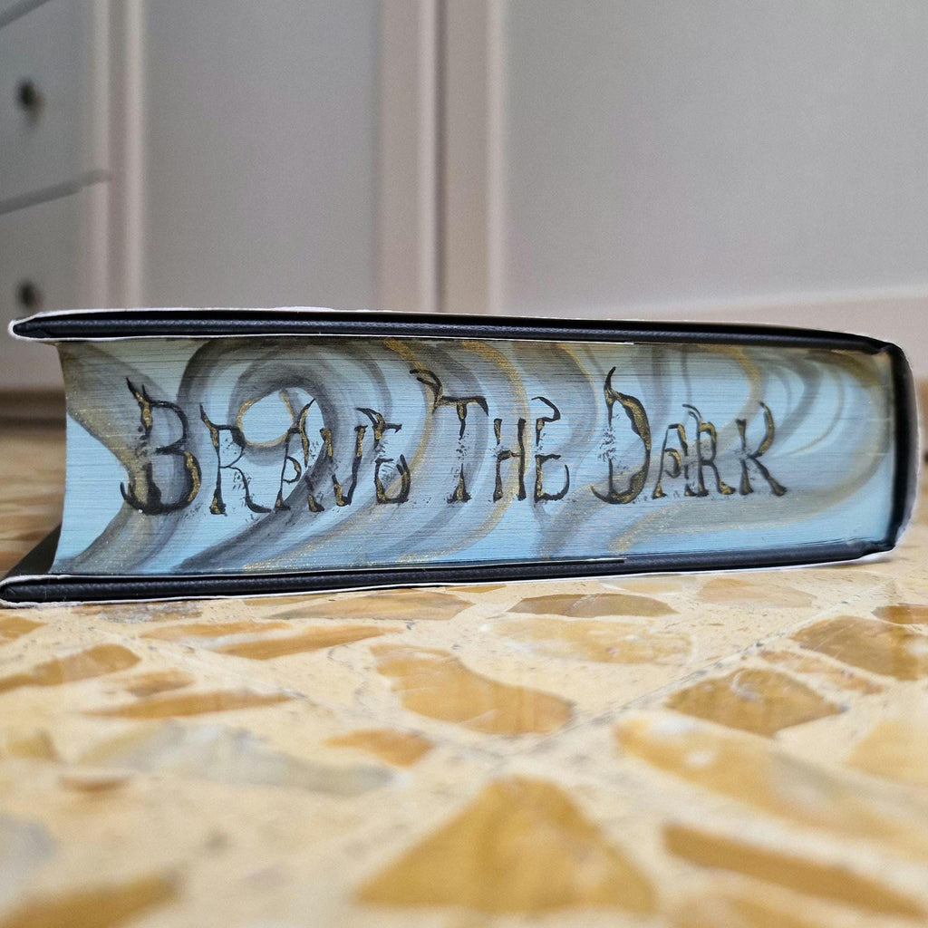 Pre-Order Unique Fourth Wing Fore-Edge Book Painting Special Edition