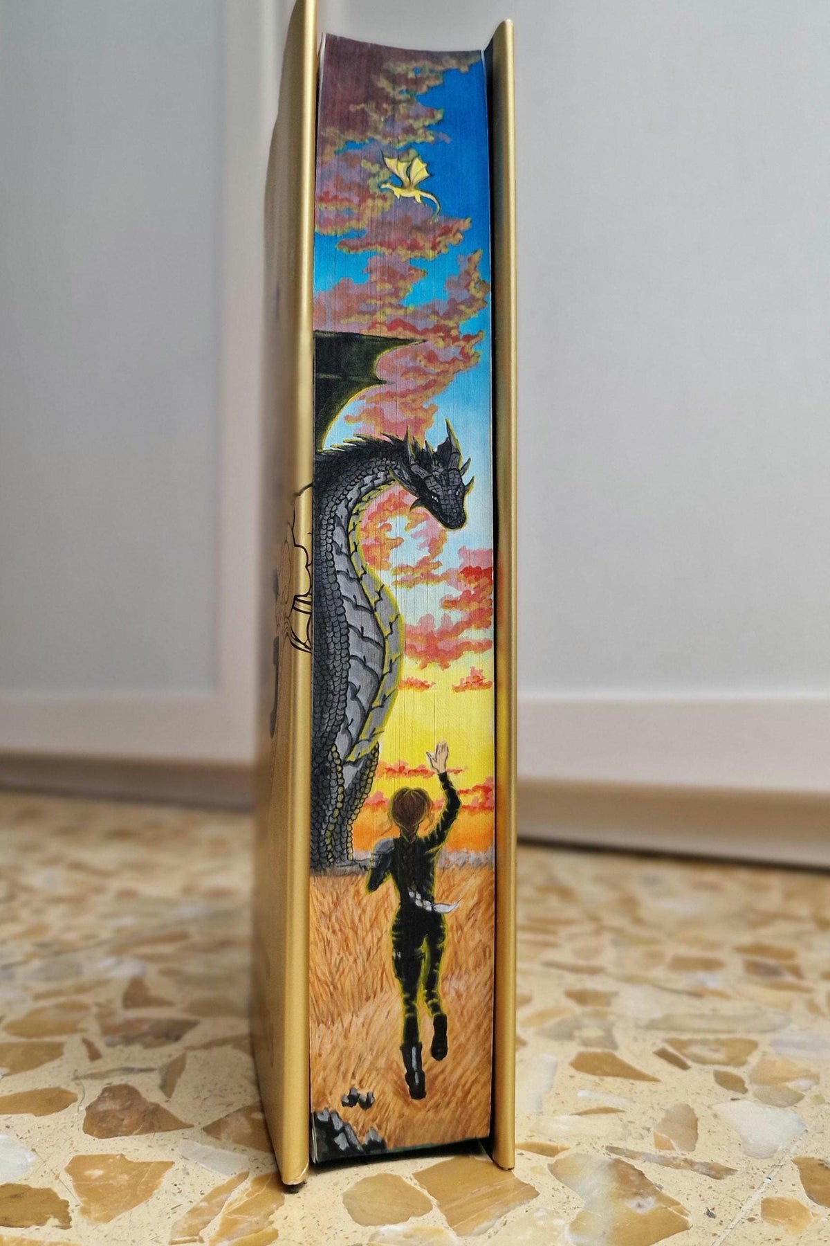 Pre-Order Unique Fourth Wing Fore-Edge Book Painting Special Edition