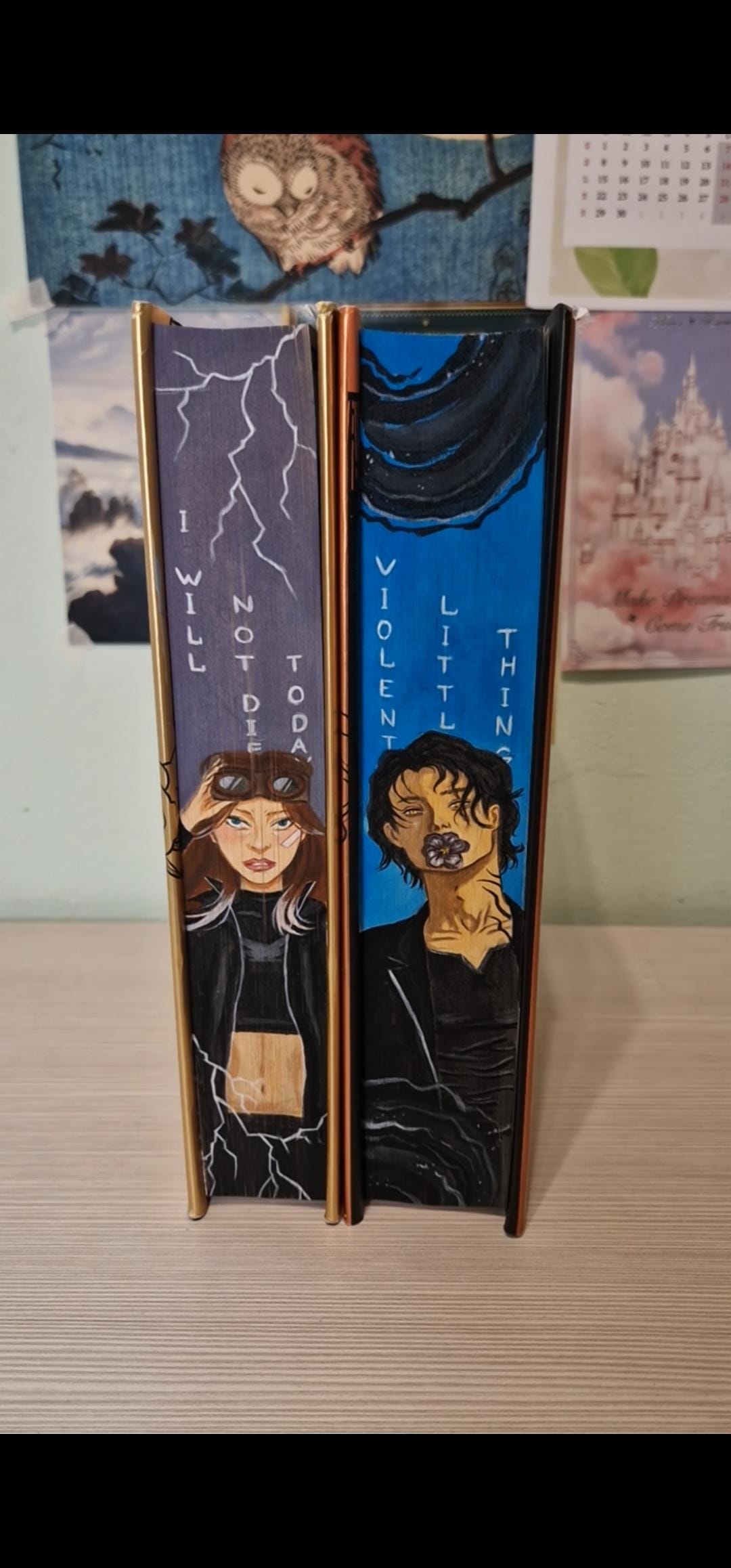 Fourth Wing Fore Edge Painting | Hand Painted Violet Edition Book (Collector's Item)